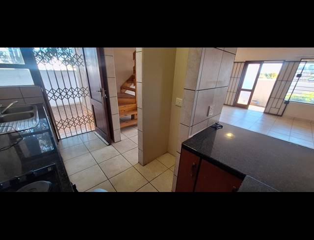 2 BEDROOM DUPLEX FOR SALE IN GARSFONTEIN